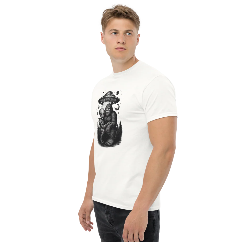 Bigfoot Alien And UFO in Forest Night hugging Funny Gift tshirt - Image 2