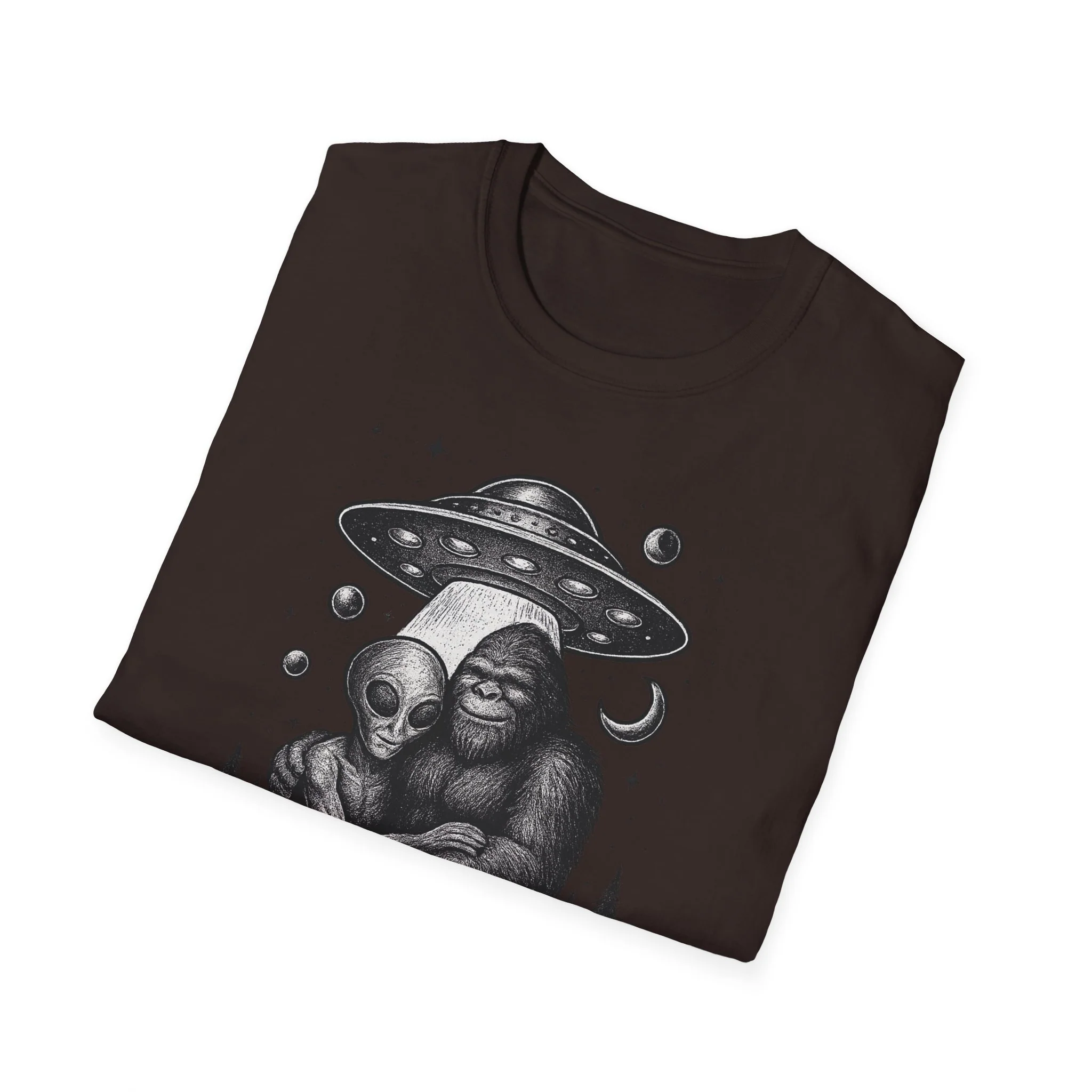 Bigfoot Alien And UFO in Forest Night hugging Funny Gift tshirt - Image 8