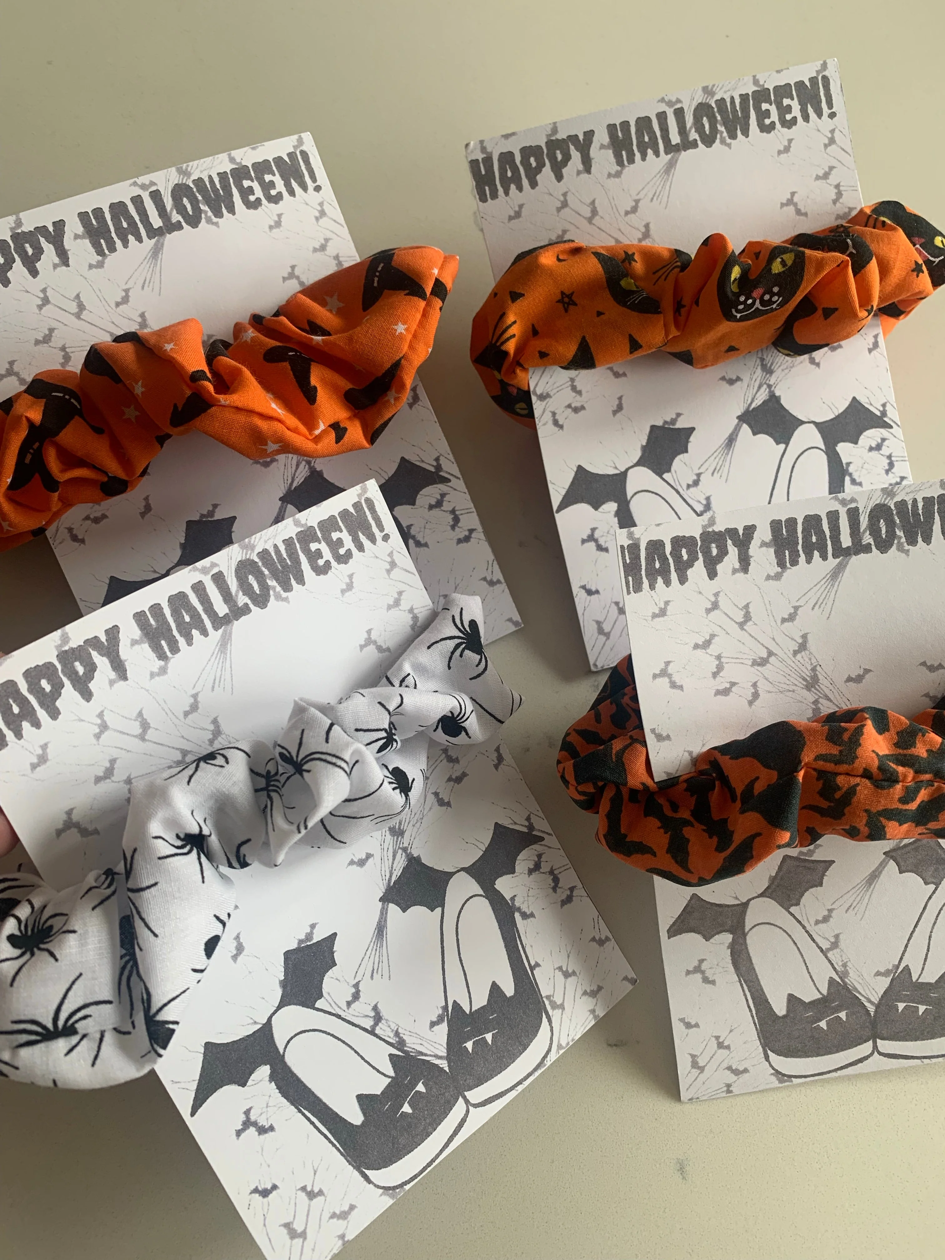 Halloween scrunchies - Image 3