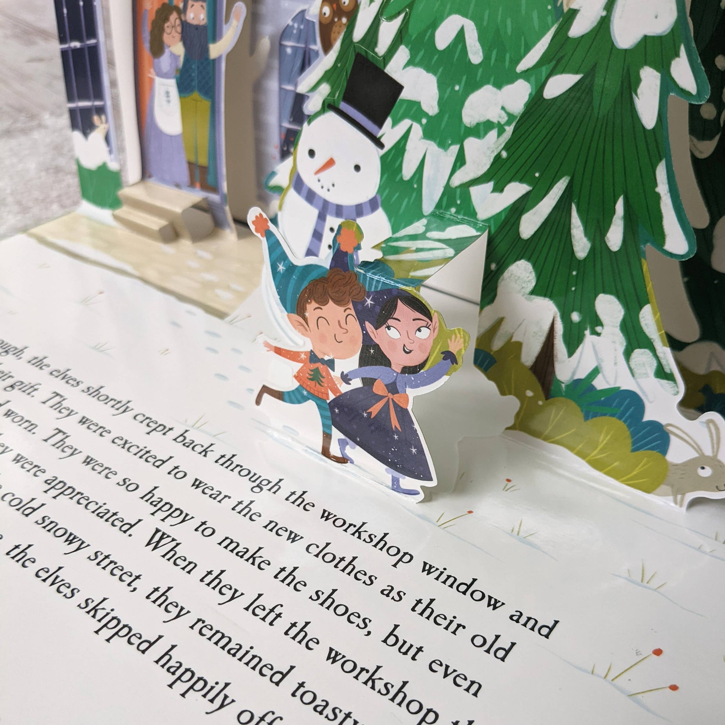 The Elves And The Shoemaker Pop-Up Book - Image 2